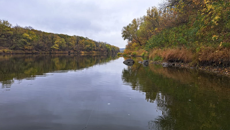 Чёрные Камни. По хорошей воде они еле выглядывают.